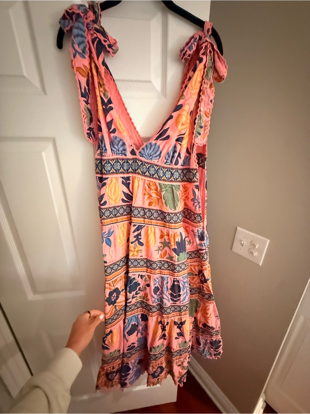 FARM Rio Pink Floral Tiered Tie-Shoulder Midi Dress